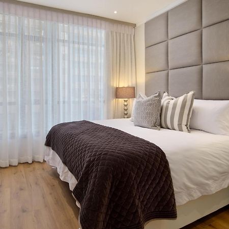 Sandton Apartment 15 West Road South 요하네스버그 외부 사진
